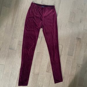 UK2LA - Burgundy Velvet Leggings